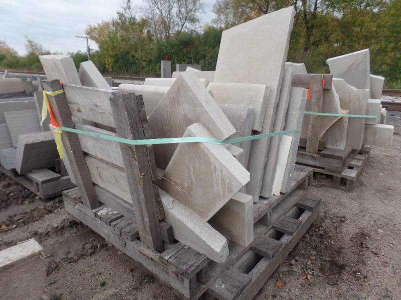 lot 80 image: Indiana Limestone