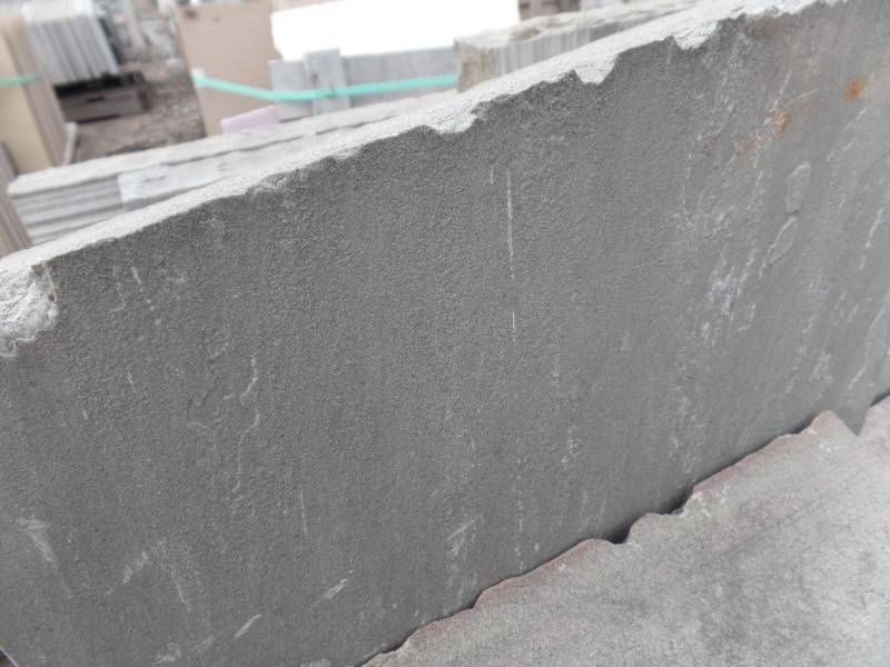 lot 86 image: Sandstone Natural Cleft Pieces