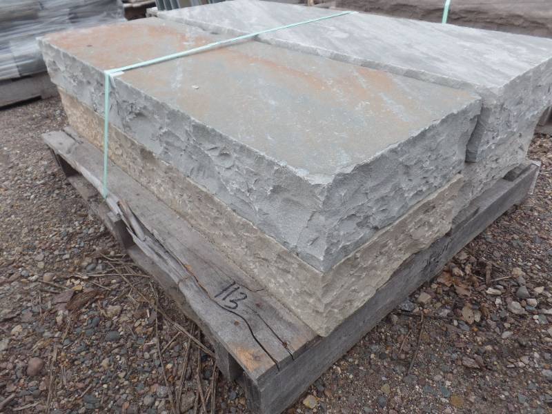lot 113 image: Variety Natural Cleft Sandstone Steps