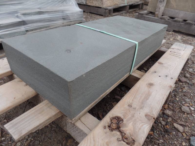 lot 119 image: Full Color Thermal BLUESTONE Steps