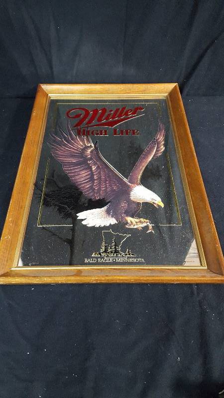 lot 21 image: Miller High Life Wildlife Series First Printing Bar Mirror