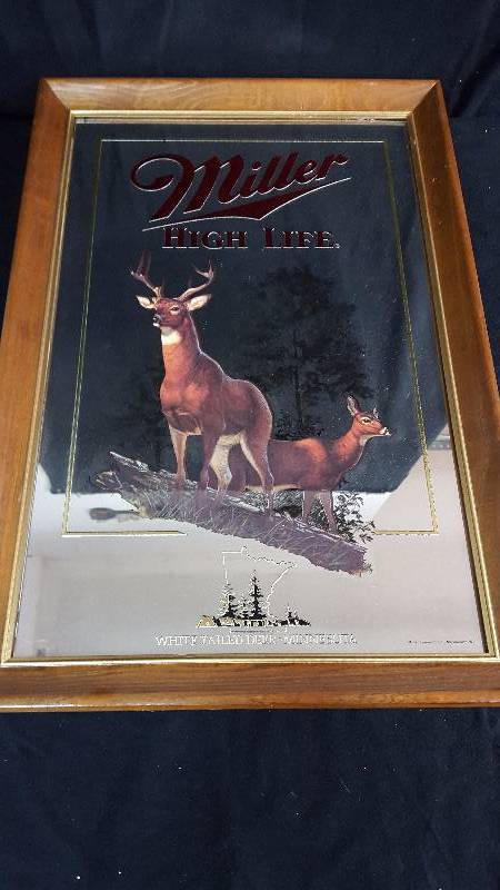 lot 22 image: Miller High Life Wildlife Series First Printing Bar Mirror