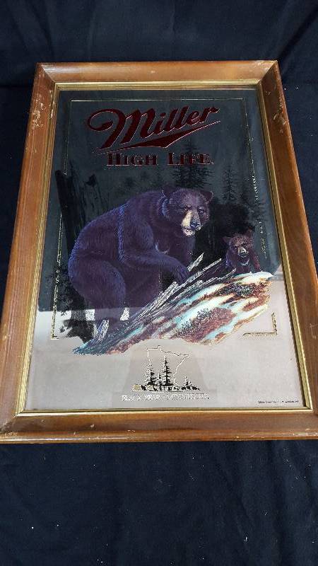 lot 24 image: Miller High Life Wildlife Series First Printing Bar Mirror