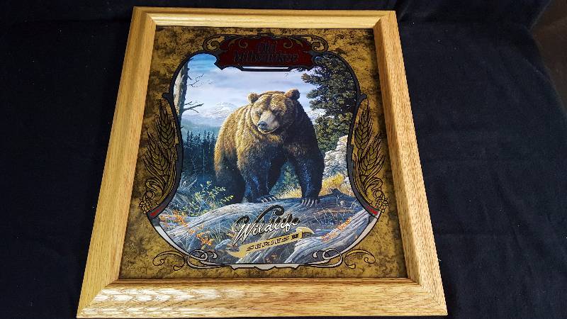 lot 39 image: Old Milwaukee Wildlife series 2 Bar Mirror