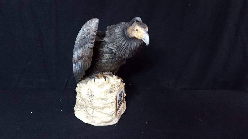 lot 74 image: Sky Country California Condor Decanter