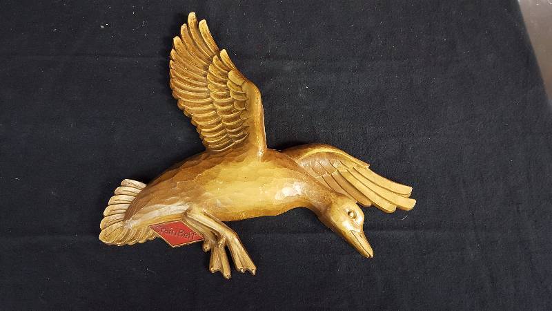 lot 78 image: Grain Belt Duck Wall Plaque