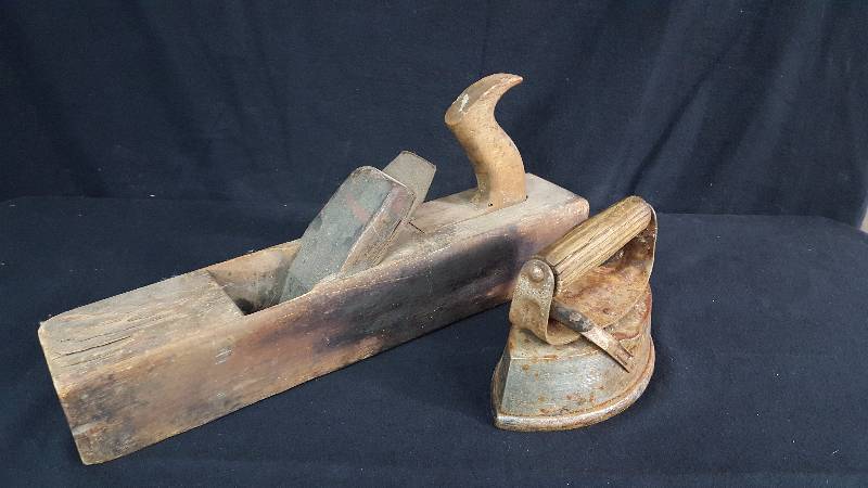 lot 104 image: Wood Hand Plane & Antique Iron