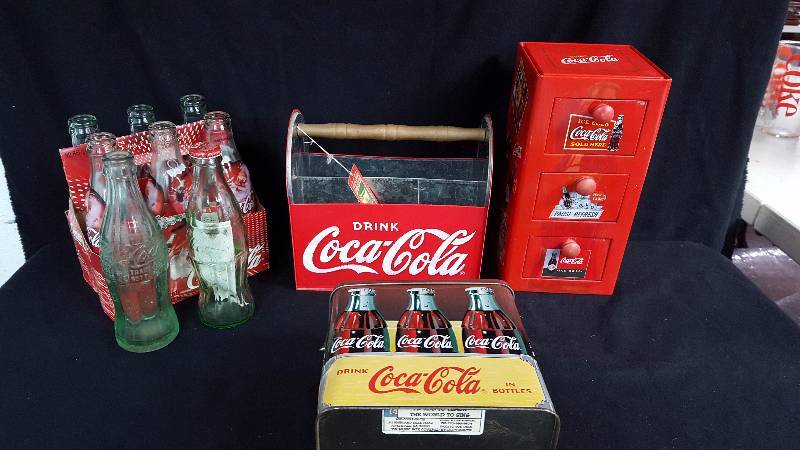 lot 119 image: Coca-Cola Bottles & Metal Boxes