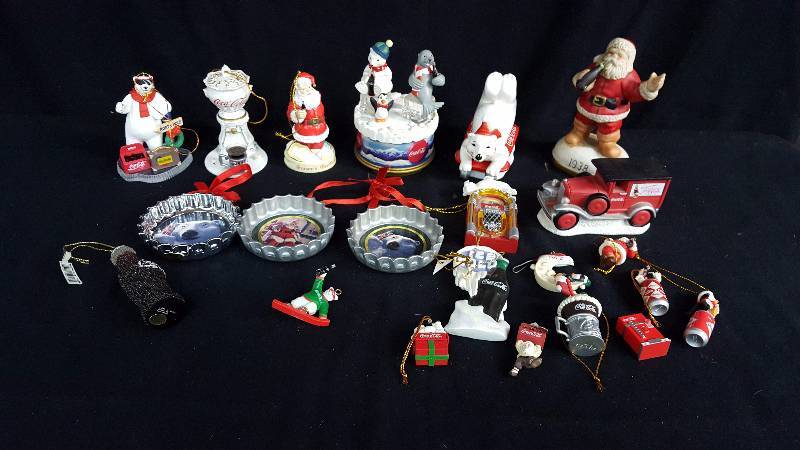 lot 122 image: Coca-Cola Christmas Ornaments.