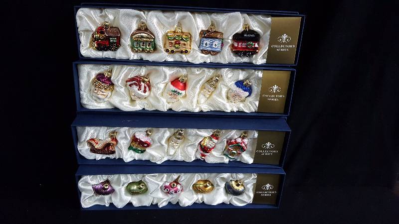 lot 143 image: Collectors Series Glass Christmas Ornaments