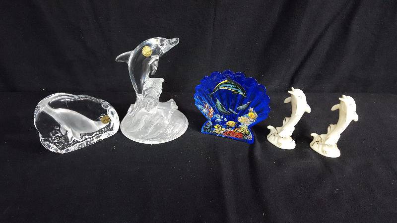 lot 153 image: Lenox & Crystal Dolphins