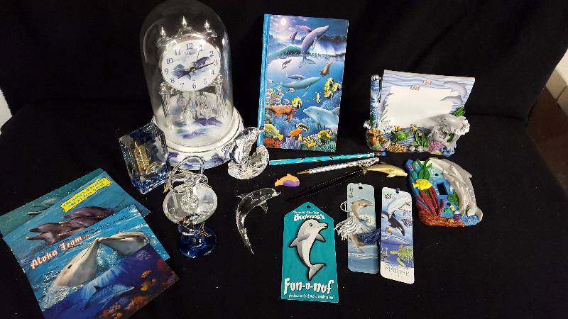 lot 167 image: Group Of Dolphin Collectibles