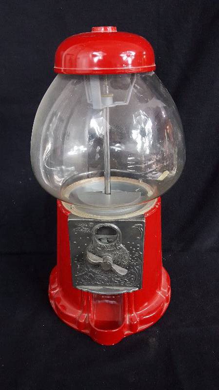 lot 180 image: Gumball Machine