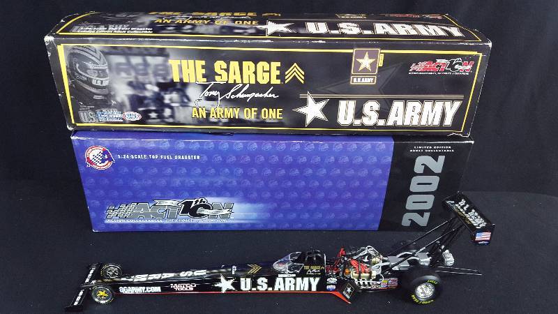 lot 204 image: Action 124 diecast top fuel dragster