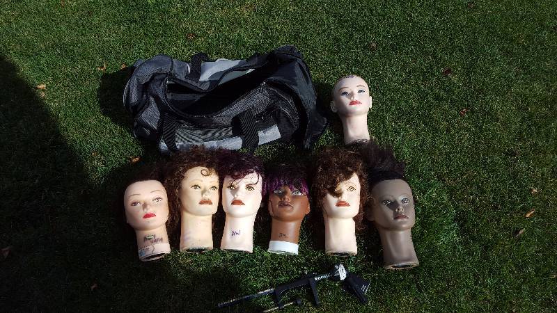 lot 210A image: Hairdressers Mannequin Heads