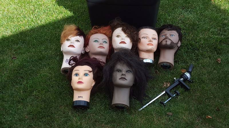 lot 211 image: Hairdressers Mannequin Heads