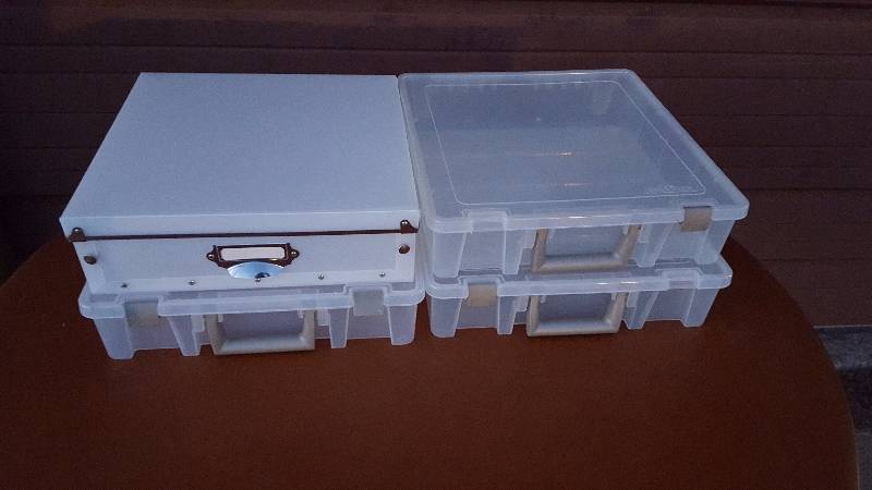 lot 246 image: Quilting Storage Containers