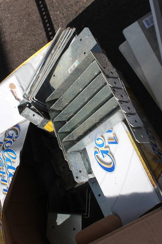 lot 83 image: Box Lot of Simpson Hangers & Post Clips