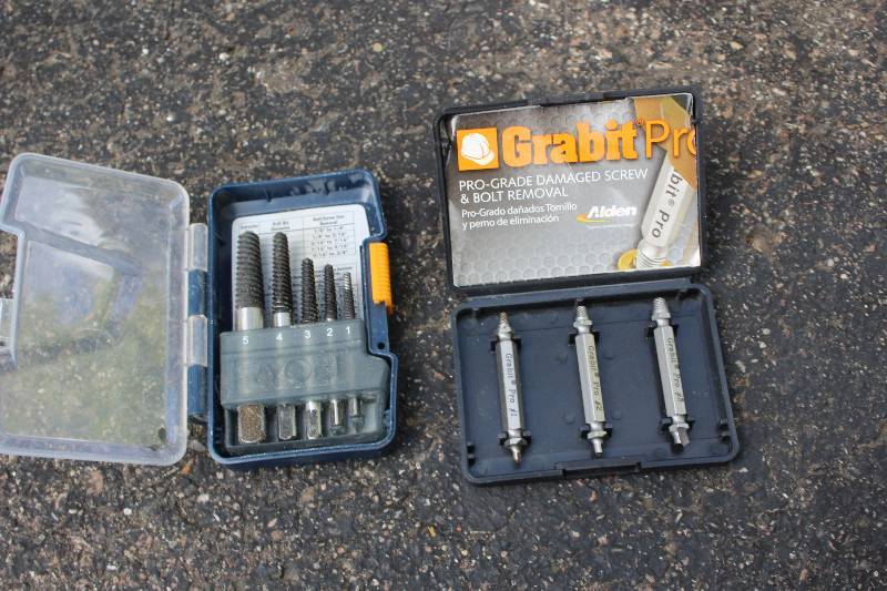 lot 89 image: Lot of (2) GrabIt Pro Extractor Bit Sets