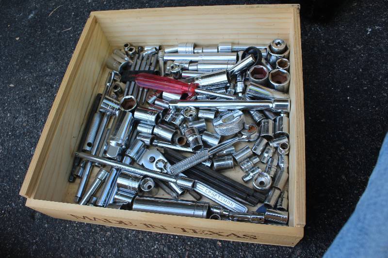 lot 94 image: Box Lot of Assorted Sockets, Extensions, Ratchets