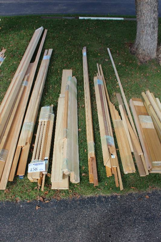 lot 158 image: Pine Wood Casings, Spindles, Corners, Base