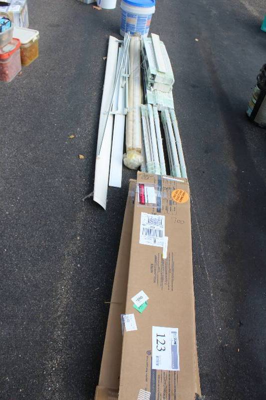 lot 123 image: Window Blinds, Curtain Rods, Mounting Hardware