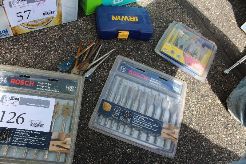lot 126 image: Bosch Spade Drill Bit Set, Irwin Spade Drill Bit Set