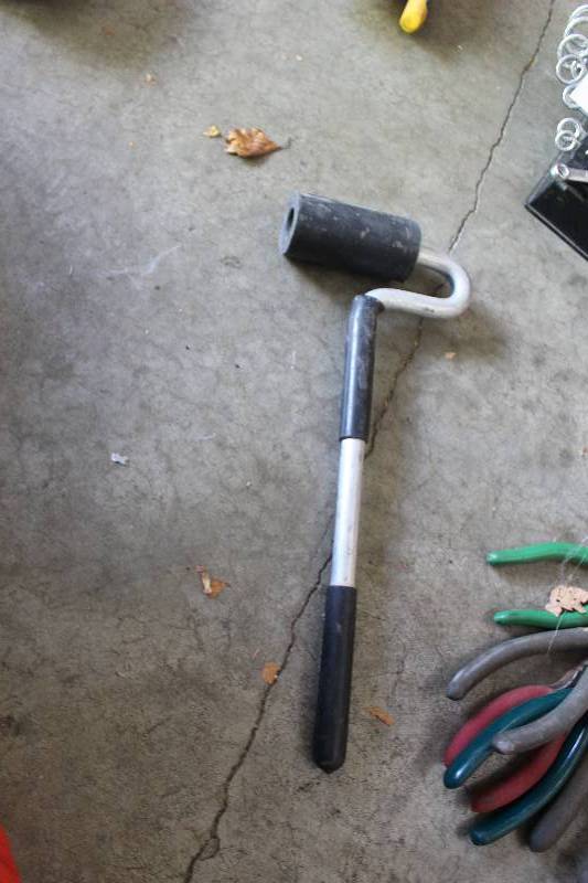 lot 181 image: Beno Gundlach J Roller Vinyl Roller w Extension