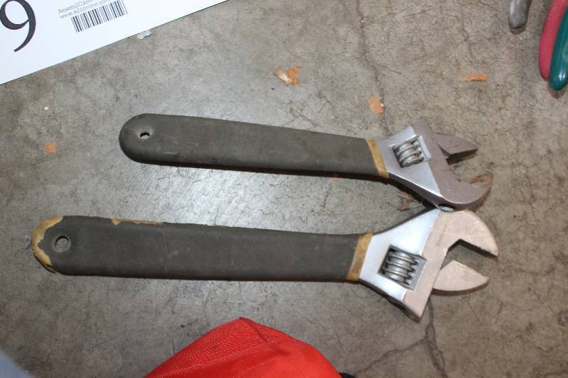 lot 179 image: Lot of (2) Adjustable Crescent Wrenches