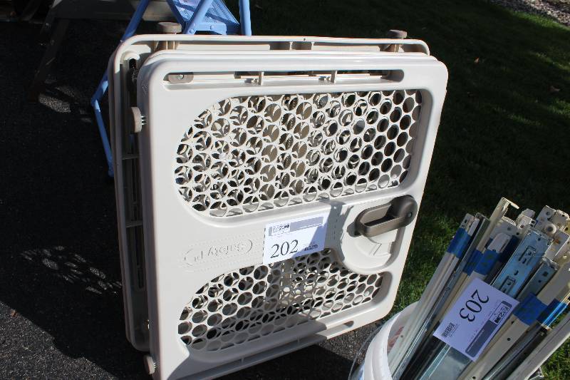 lot 202 image: Lot of (2) Baby Safety Gates