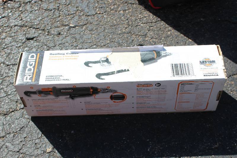 lot 32 image: Ridgid Roofing Cutter