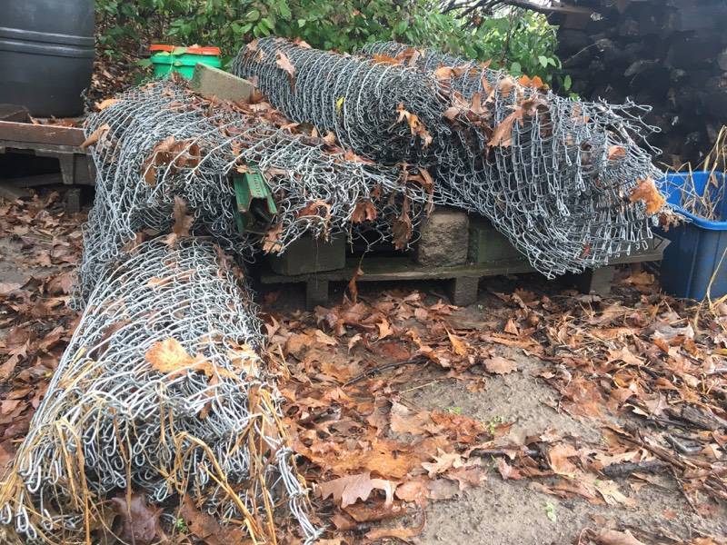 lot 226 image: Lot of Heavy Duty Chain Link Fencing