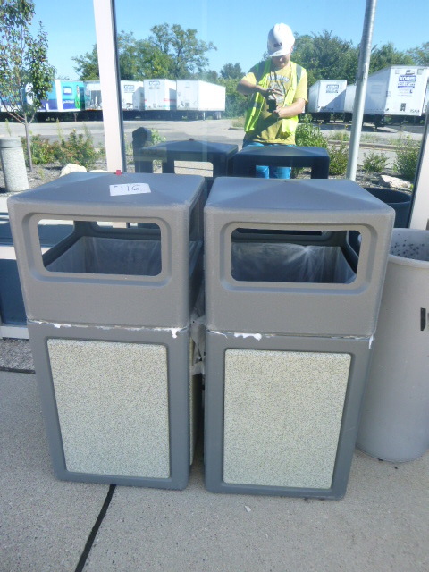 2 Outdoor Garbage Cans