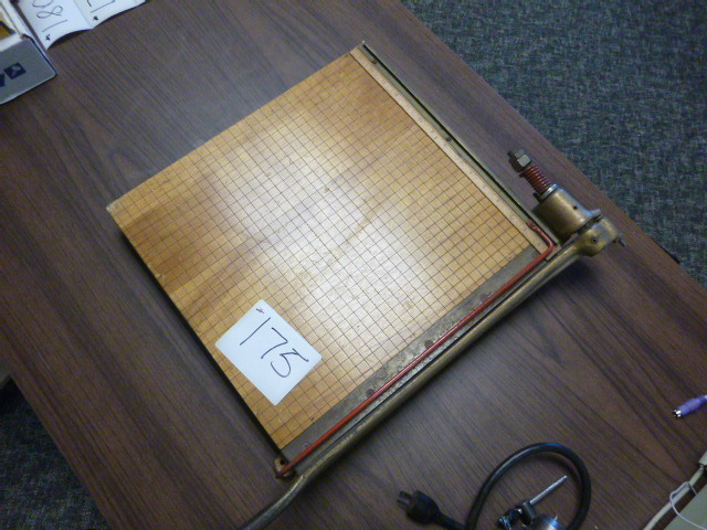 Paper Cutter