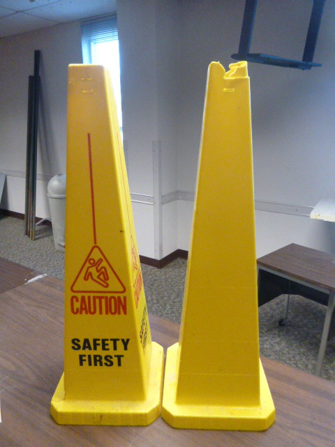 2 Safety Cones