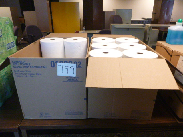20 Rolls of Kleenex  Roll Towels