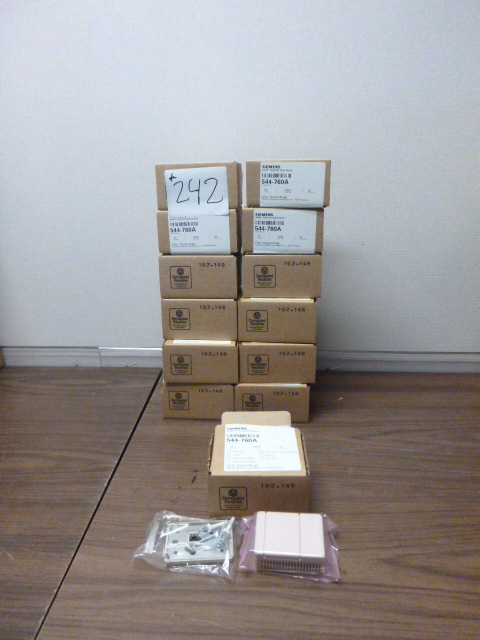13 NEW Siemens Electronic Room Sensors