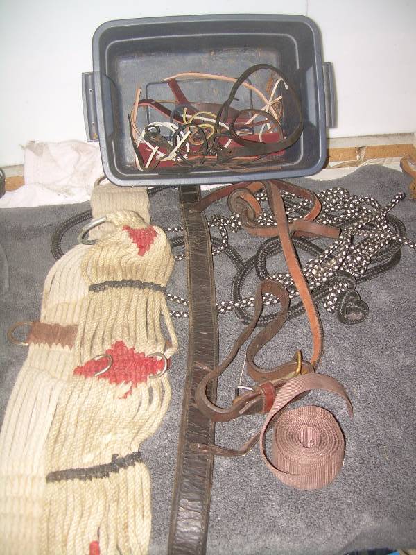 lot 9 image: HORSE TACK AND MISC
