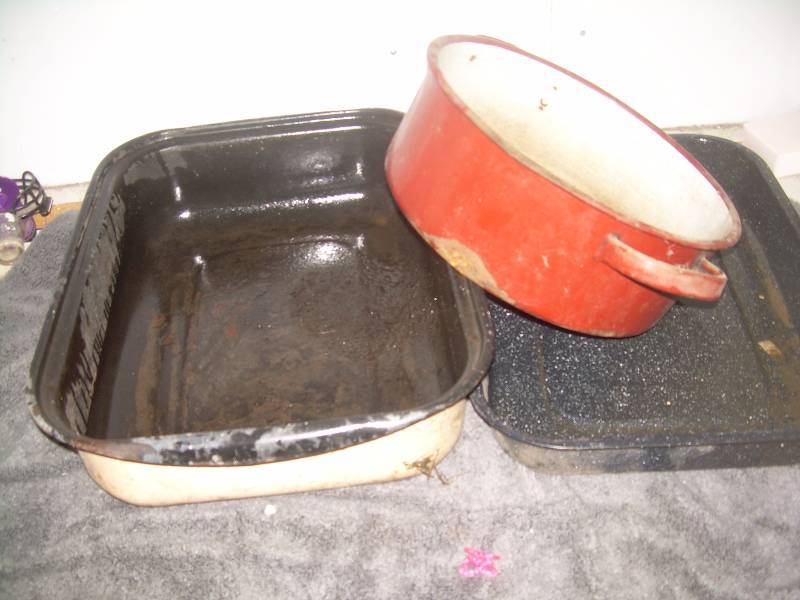 lot 55 image: VINTAGE ROASTER ,PAN,KETTLE