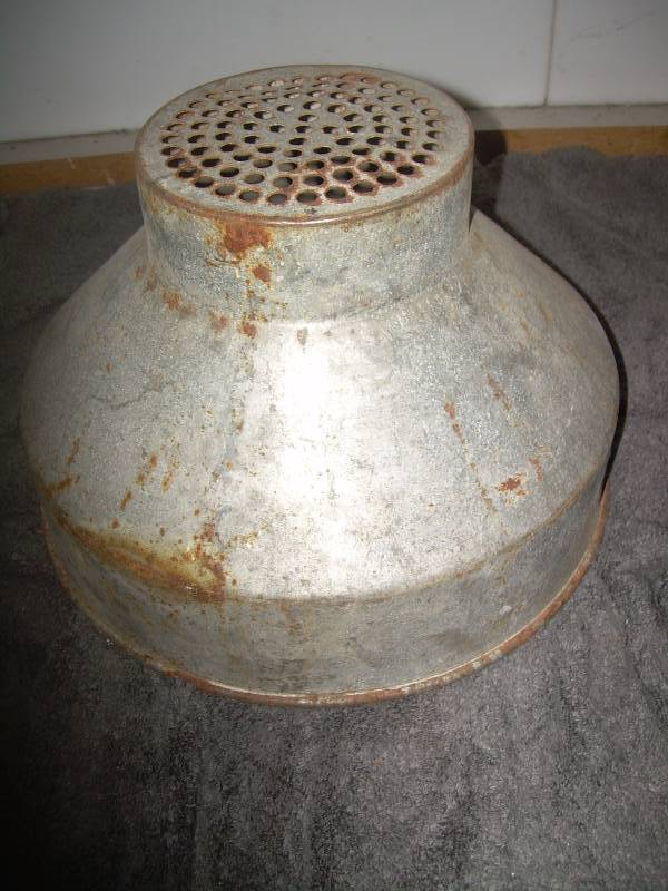 lot 68 image: VINTAGE MILK STRAINER