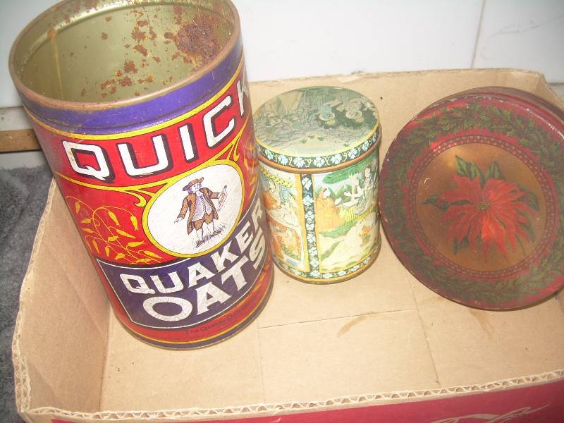 lot 70 image: VINTAGE TINS