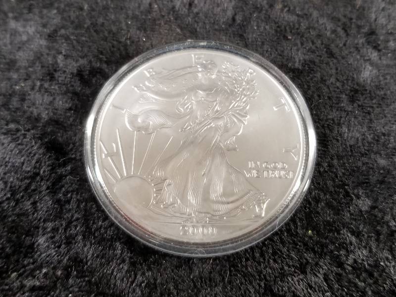 2000 $1 Walking Liberty, 1 oz Silver, BU