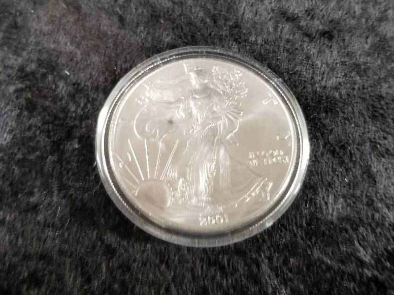 2001 $1 Walking Liberty, 1 oz Silver, BU