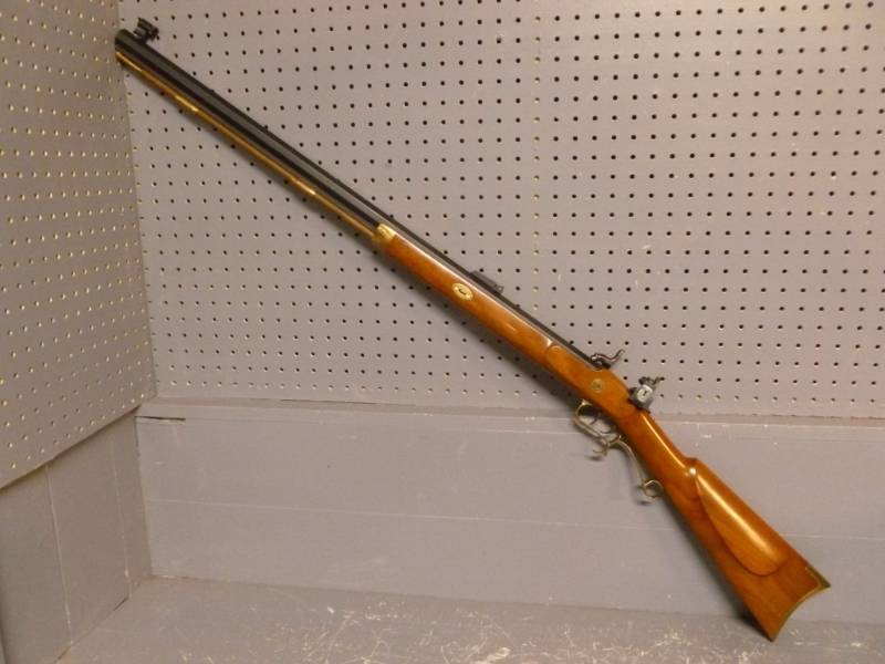lot 1 image: Black Powder Gun