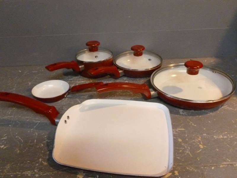 lot 78 image: Kitchen