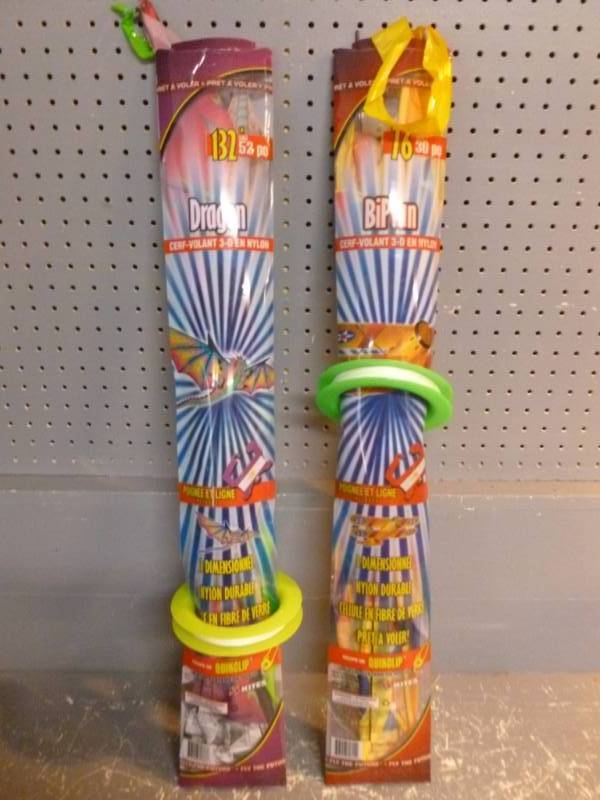 lot 107 image: Kites