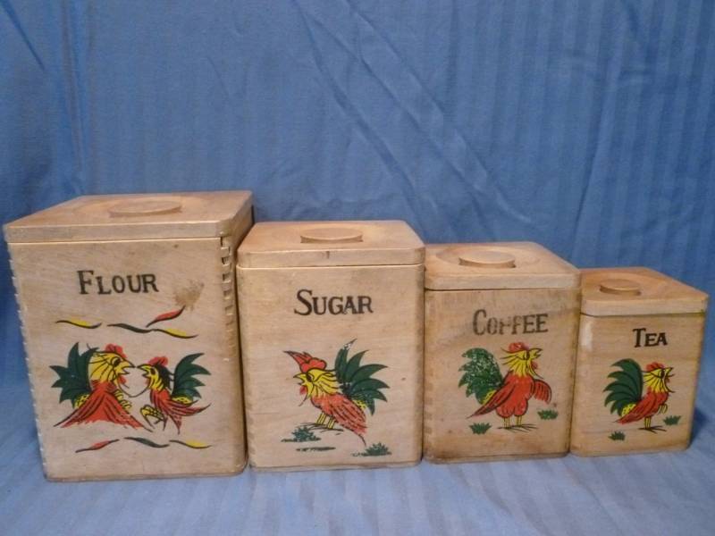 lot 133 image: Vintage Kitchen