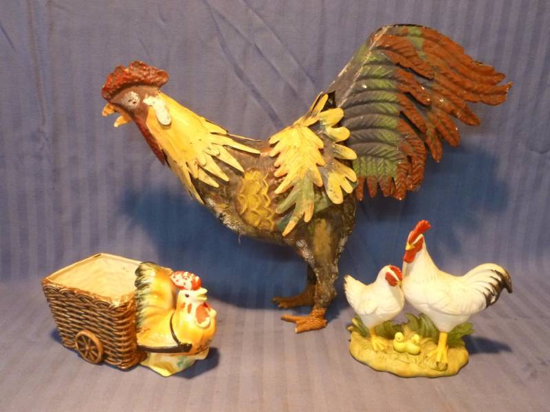 lot 135 image: Chicken Decorations