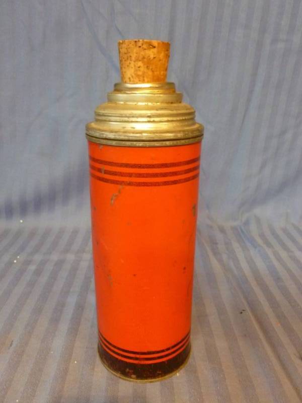lot 192 image: Vintage Metal Container
