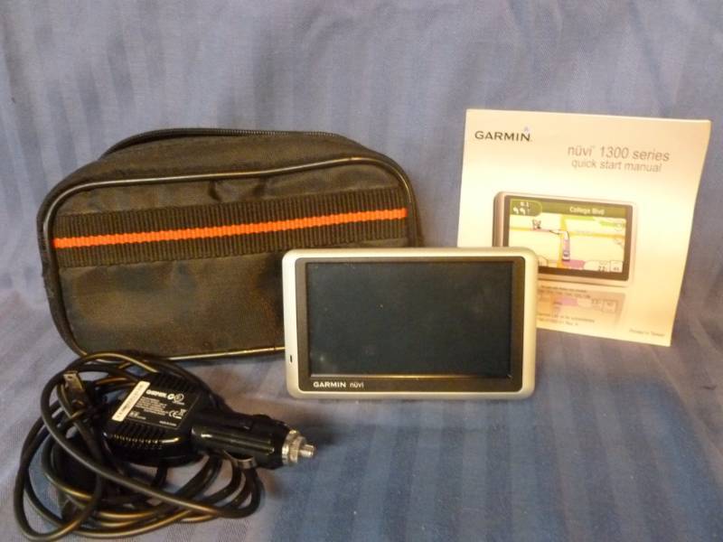 lot 193 image: Garmin Nuvi GPS